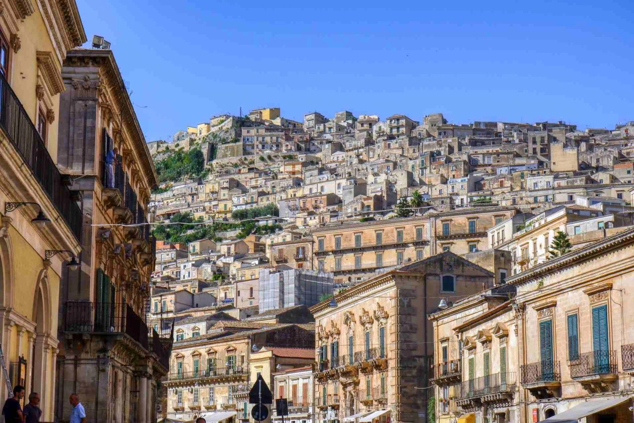 tour di gruppo in sicilia modica città del cioccolato