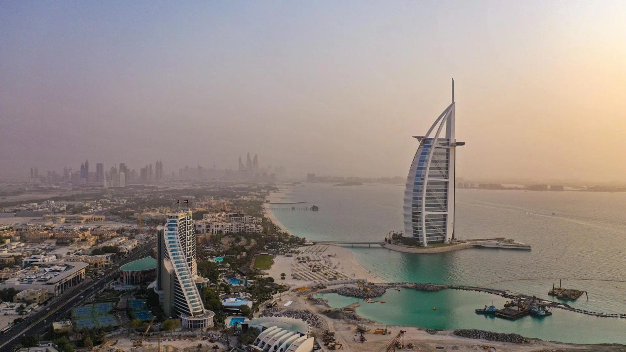 hotel vacanza esperienze dubai acquarium underwater zoo mete tutto viaggio mondo centro commerciale