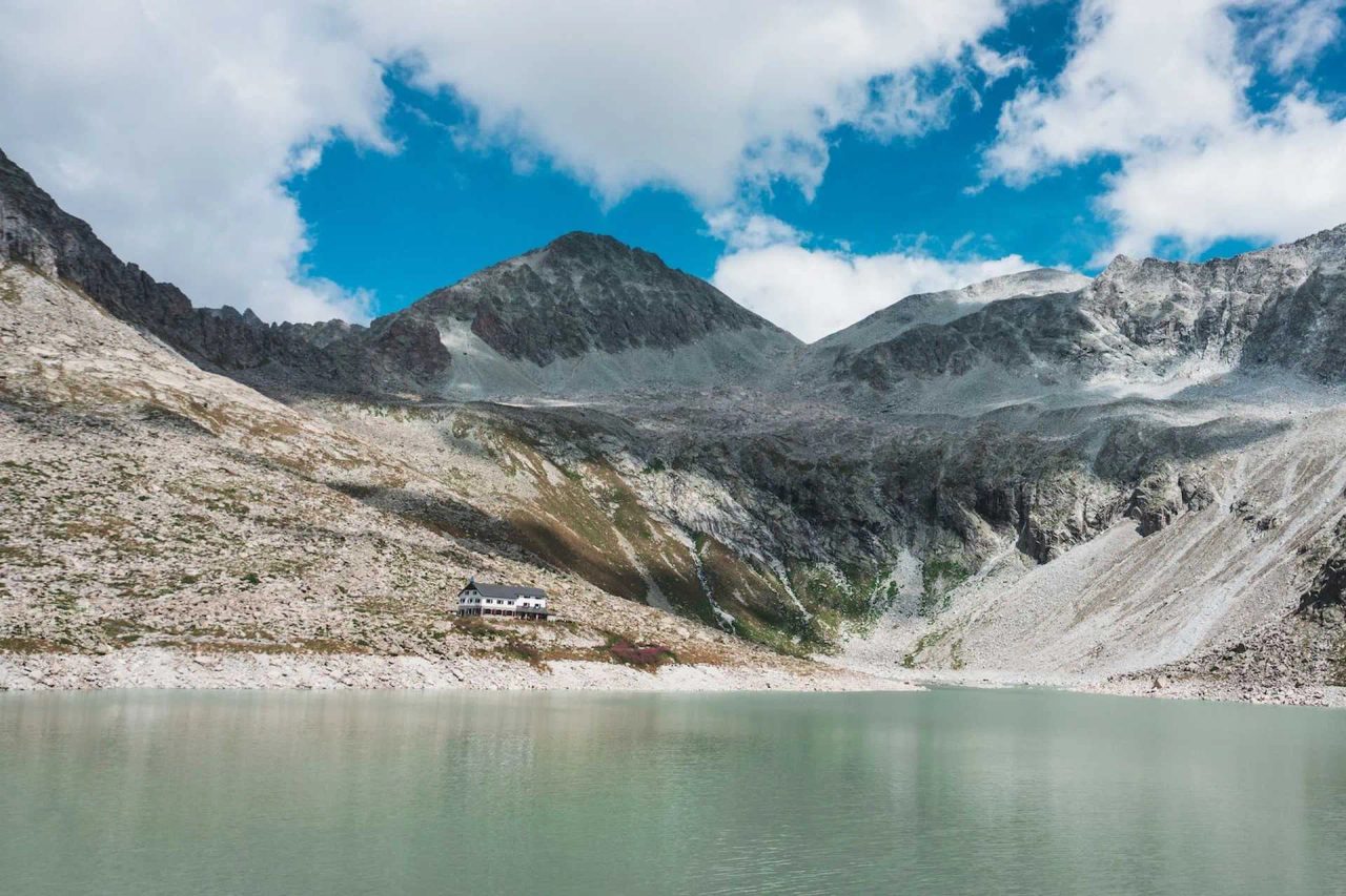 ghiacciaio del presena guide alpine paesaggi alpini passo presena scenari fino al passo anello interesse adamello percorrenza creste