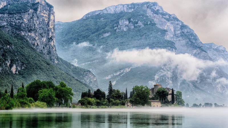 Scopri l’incanto del Mountain Chalet a Ledro: il rifugio perfetto per una vacanza indimenticabile