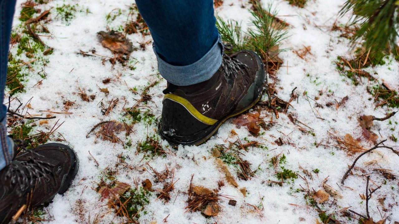 trekking in montagna scarpe adatte scarpe trekking neve