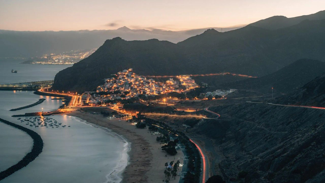 cosa vedere a tenerife vedere a tenerife gran canaria la laguna vicino mare isole canarie guida la oratova