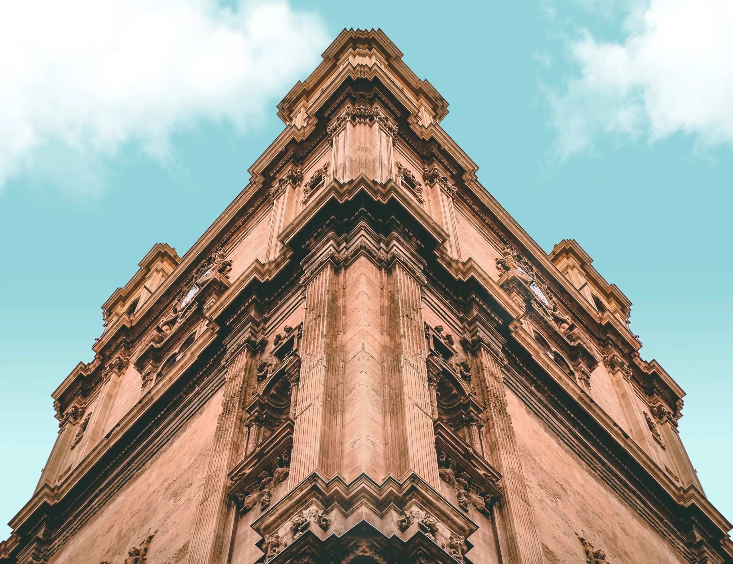 Murcia: Discover the Treasures of the Sumptuous Spanish University City