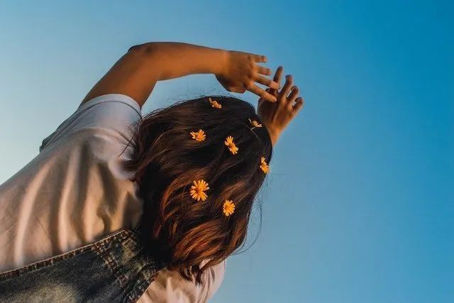 Learning to Live in the Present: Practical Tips to Overcome Psychological Blocks