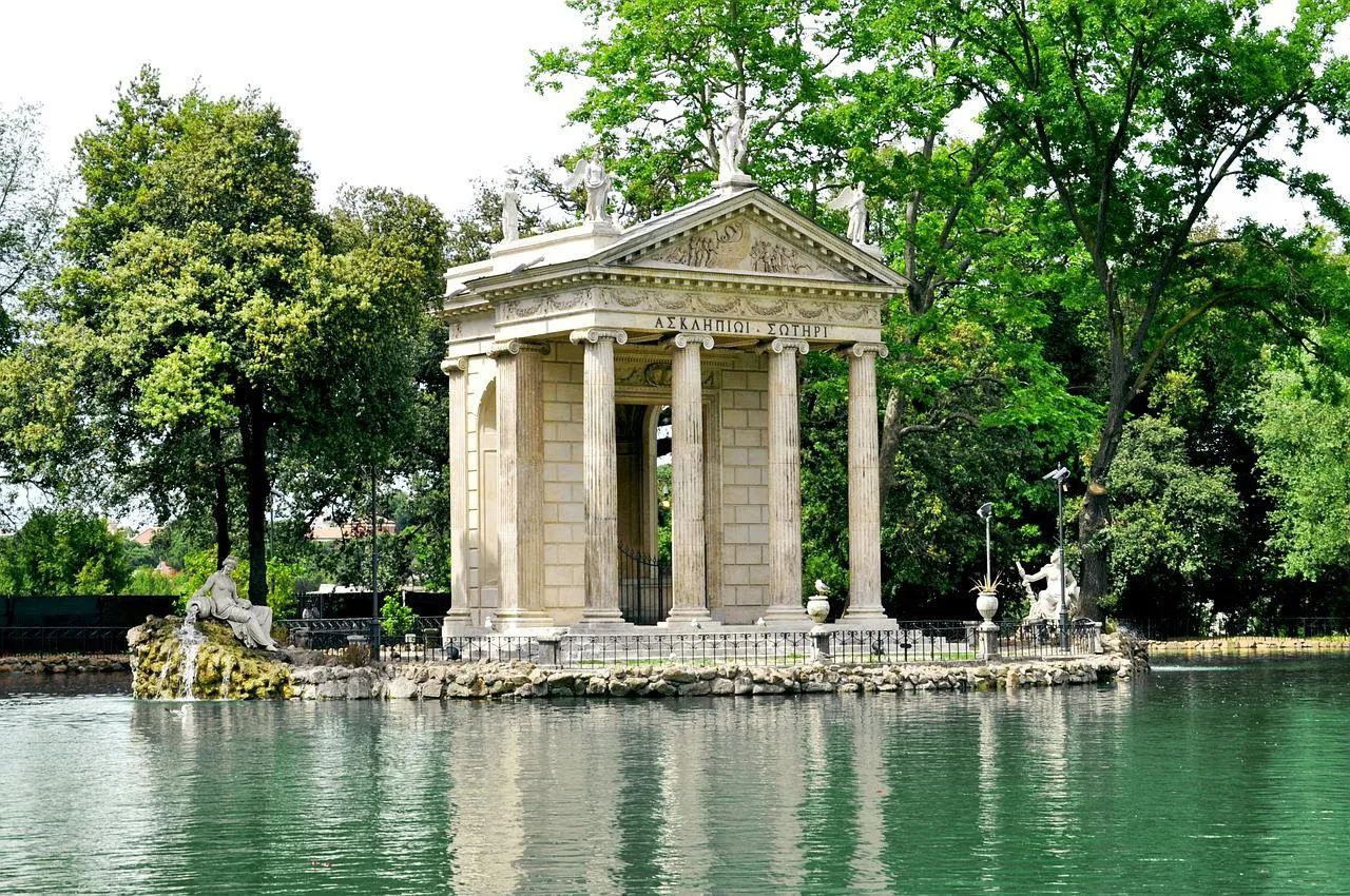 where to walk in Rome