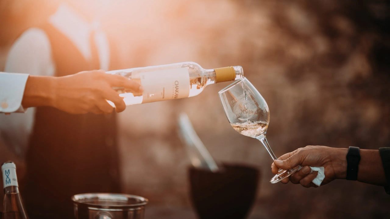 aperitif-in-the-vineyard