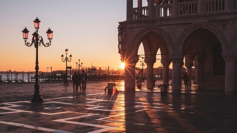 Venezia: scopri i migliori parcheggi e segreti nascosti per un’esperienza senza stress!