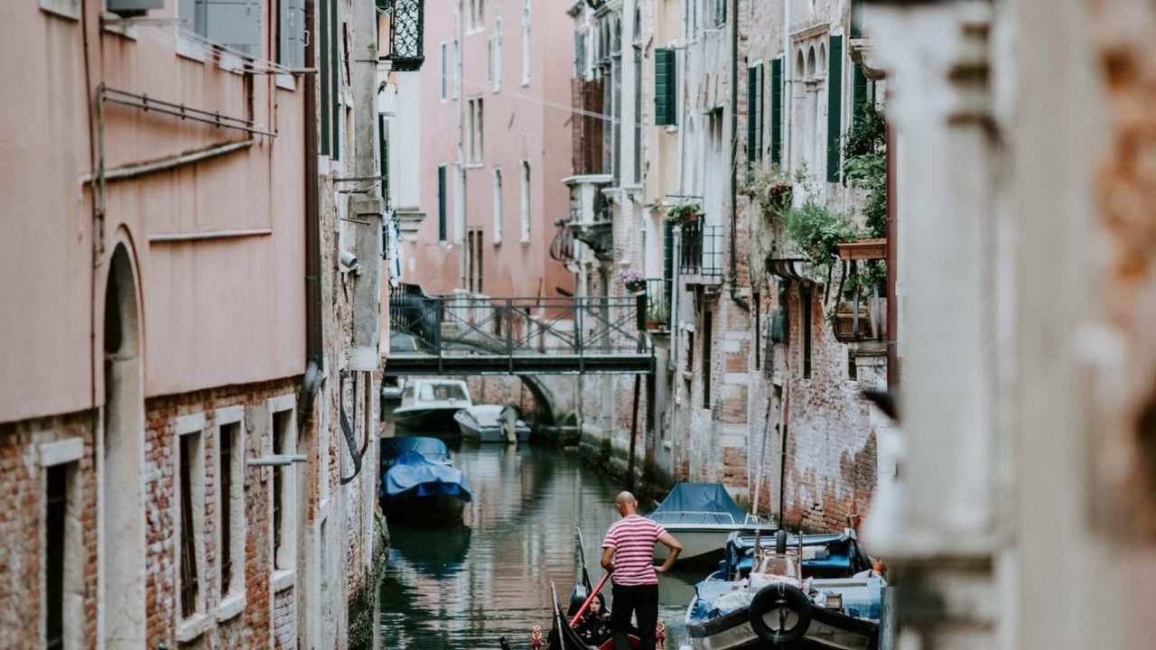 Venice Bacaro: Discover the Secrets of Traditional Venetian Bars and Let Their Charm Captivate You