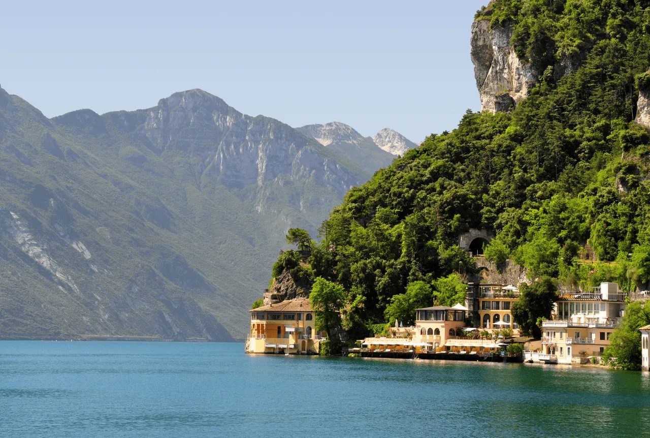 laghi-da-visitare-in-lombardia-lago-di-garda