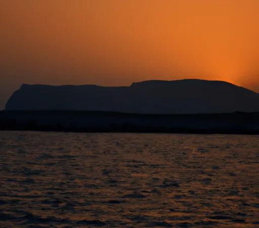 Favignana by Boat: The Best Itineraries to Discover the Island from the Sea