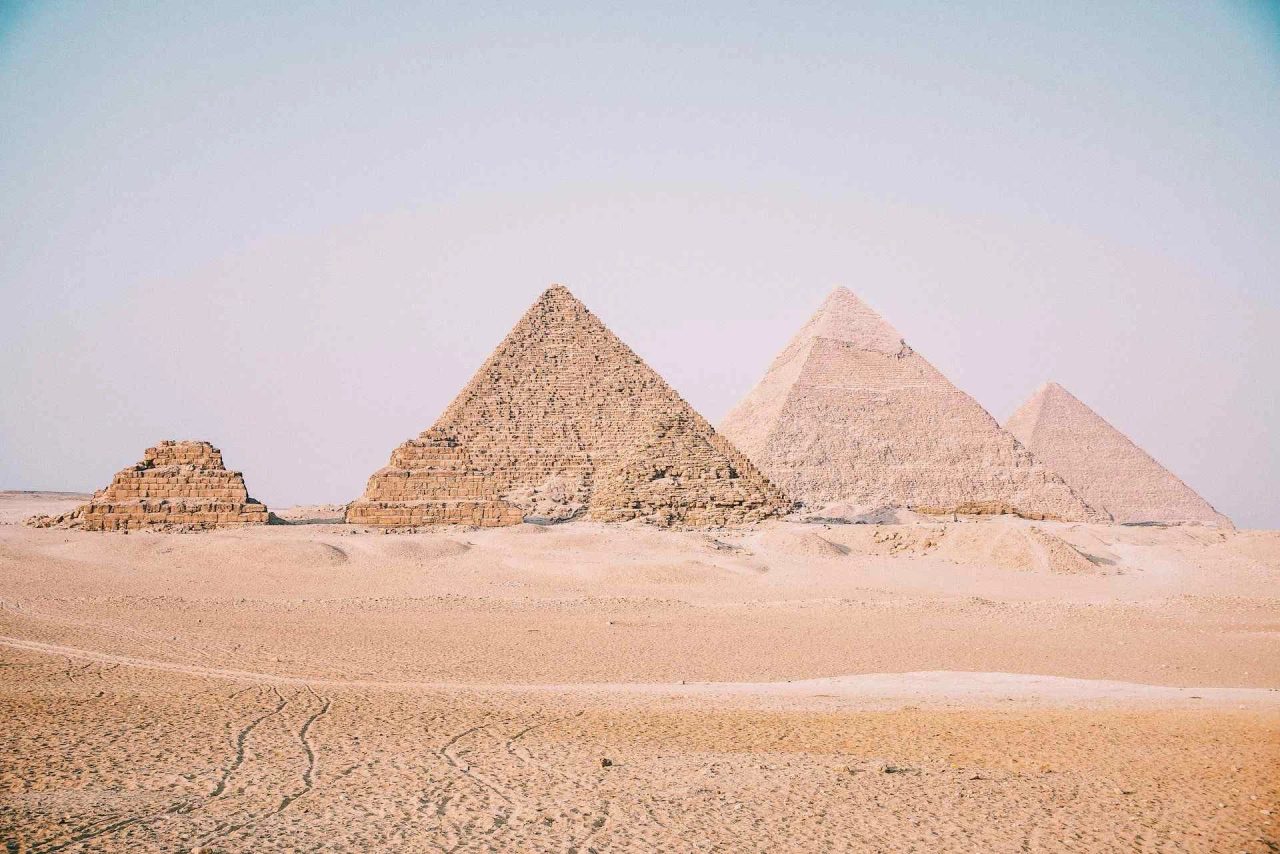 il cairo egitto piramidi città abu simbel cairo crociera sul nilo cairo copto vacanza