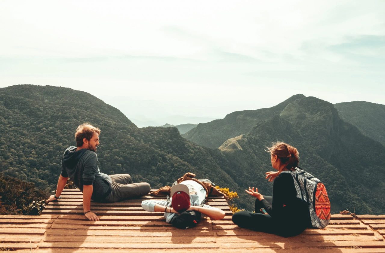 Dove andare in vacanza per socializzare