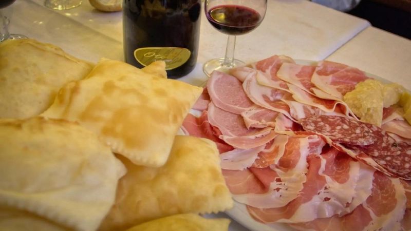 What to Eat in Parma: Specialties of the Food Valley