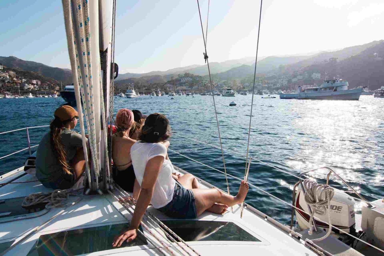 vacanze in barca a vela oggetti da portare sole crema solare