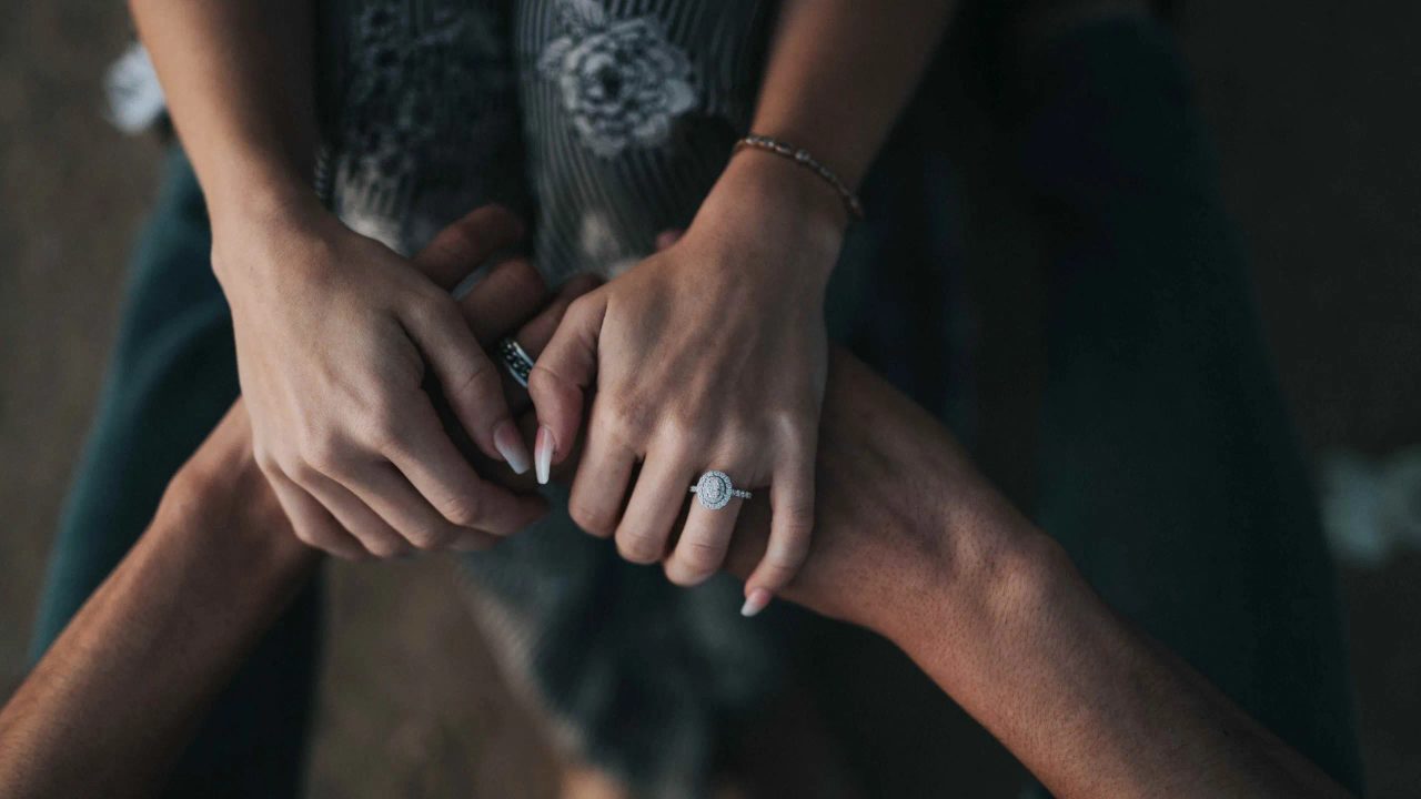 How to Tell If She's Ready for a Serious Relationship