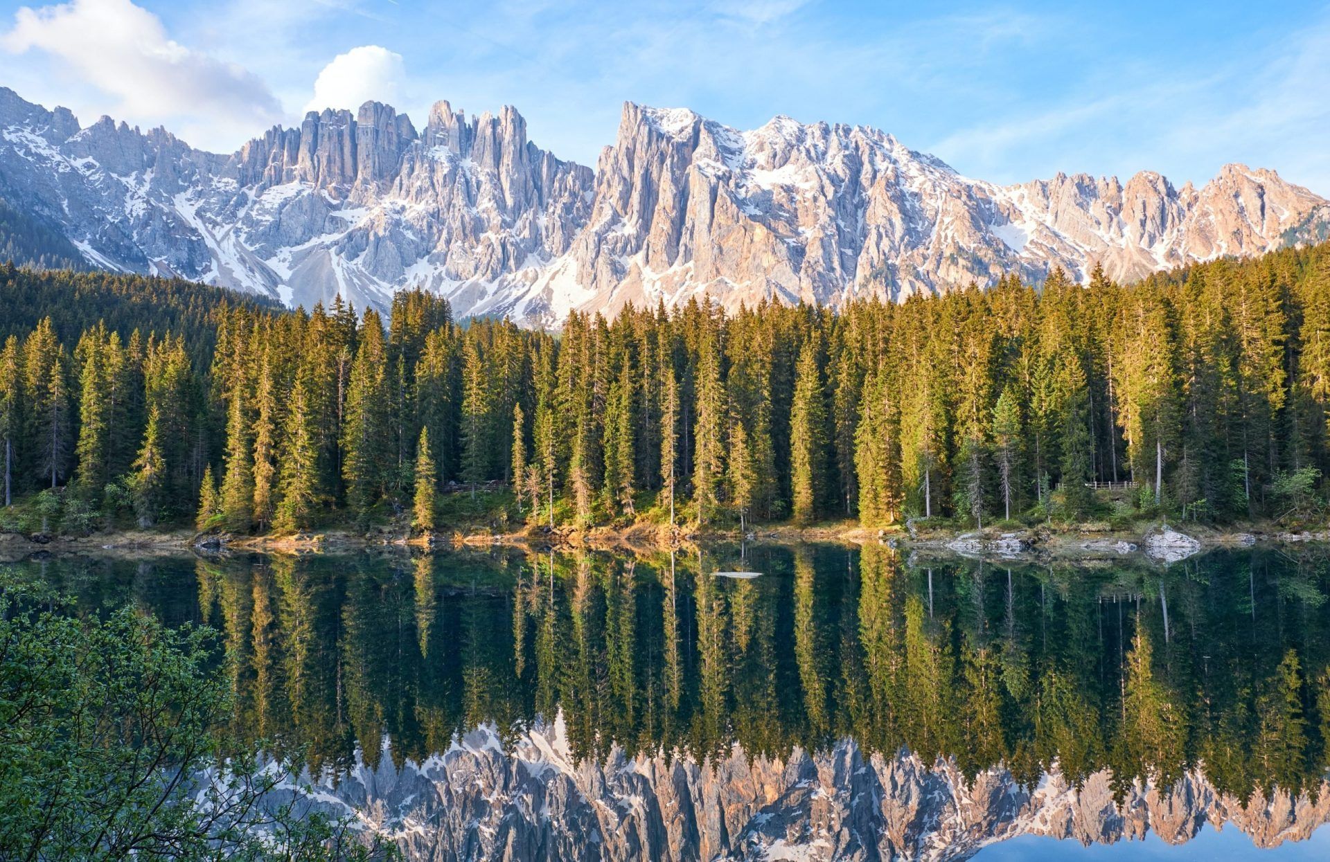 Discover the Secrets of Agordo: The Authentic Charm of the Dolomites Told by an SEO Expert and Copywriter