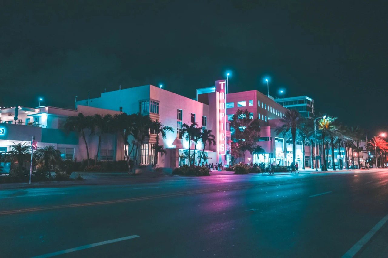 viaggi per single miami atmosfera neon