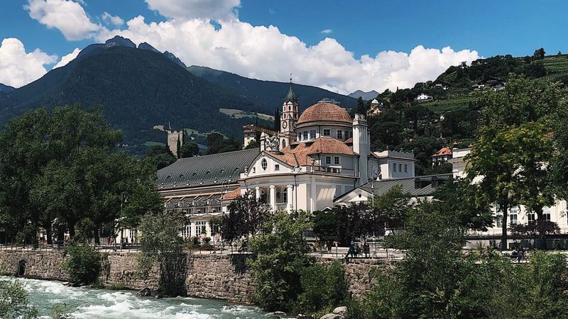 Scopri l’incanto delle Terme a Merano: il tuo soggiorno indimenticabile in un hotel di charme