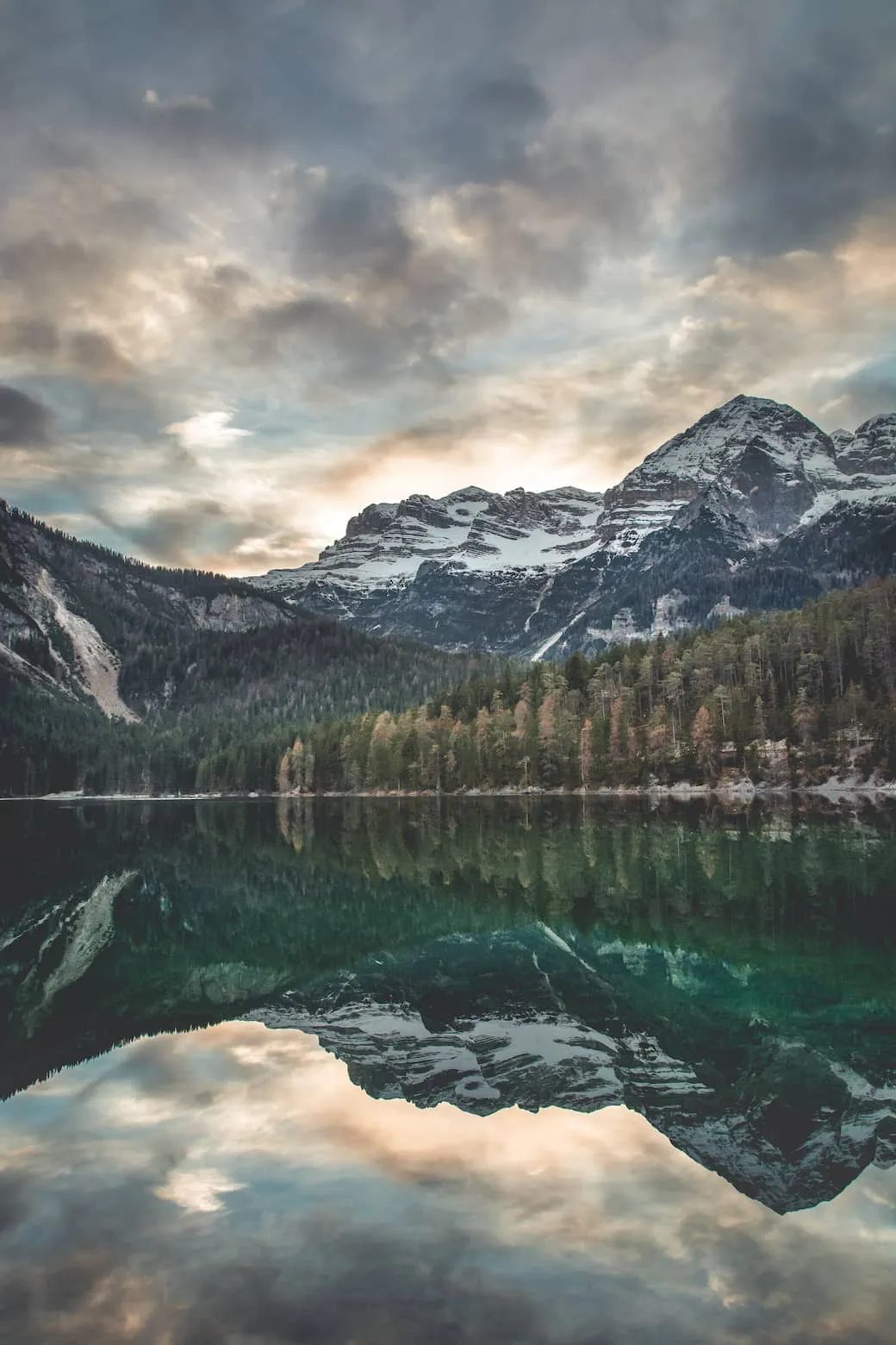 lago di tovel dove si trova