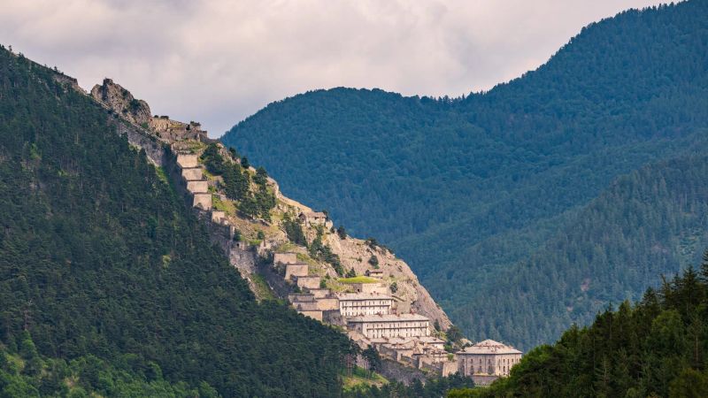 Italian Great Wall