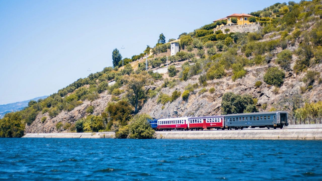 Return of the Train of the Gods: Discover the Enchantment of Calabria Through Two Spectacular Itineraries