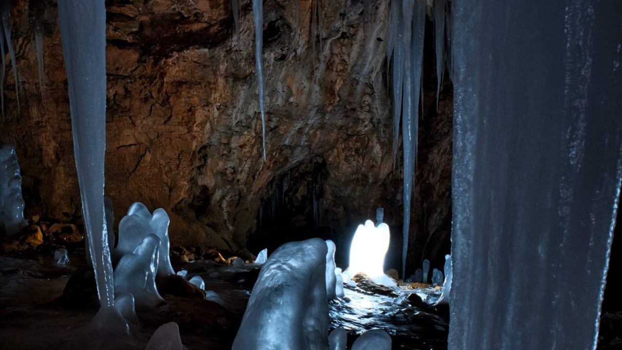 Explorez les merveilles cachées des grottes d’Oliero : un voyage passionnant au cœur de la nature