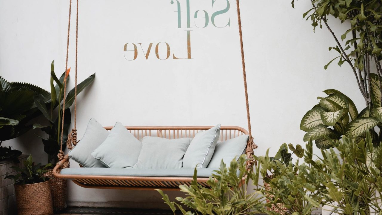 Discover Bohemian Charm: Stories, Art, and Culture on an Unforgettable Journey
